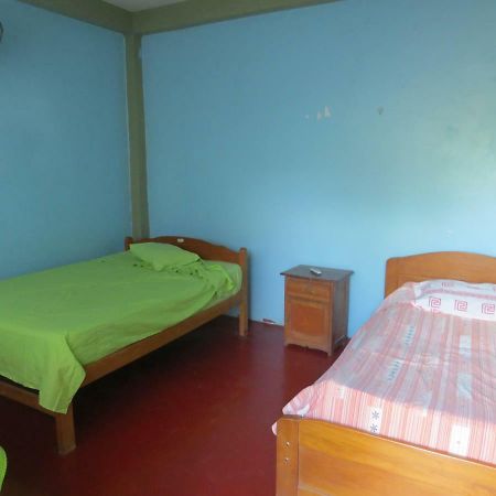 פוארטו מלדונדו Tambopata Hostel Bambu מראה חיצוני תמונה