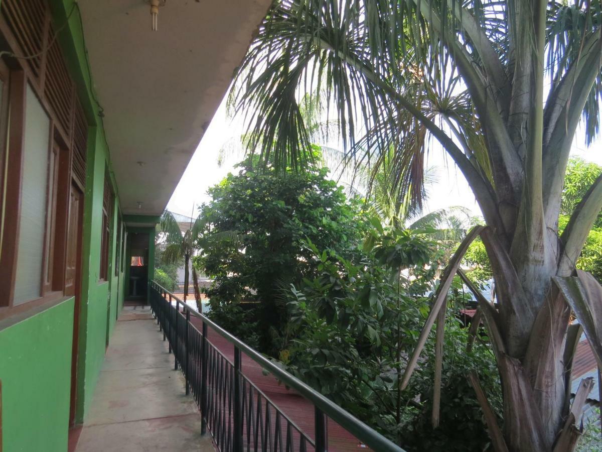 פוארטו מלדונדו Tambopata Hostel Bambu מראה חיצוני תמונה