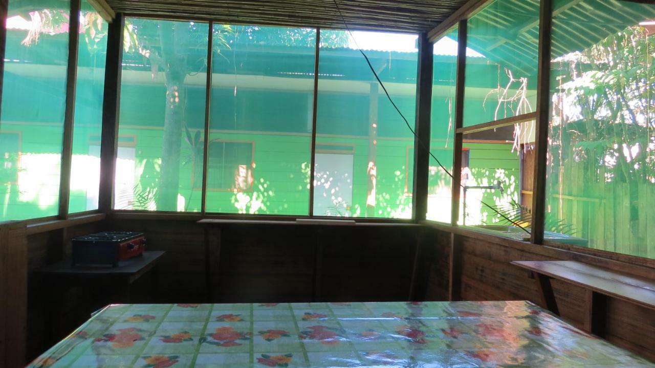 פוארטו מלדונדו Tambopata Hostel Bambu מראה חיצוני תמונה