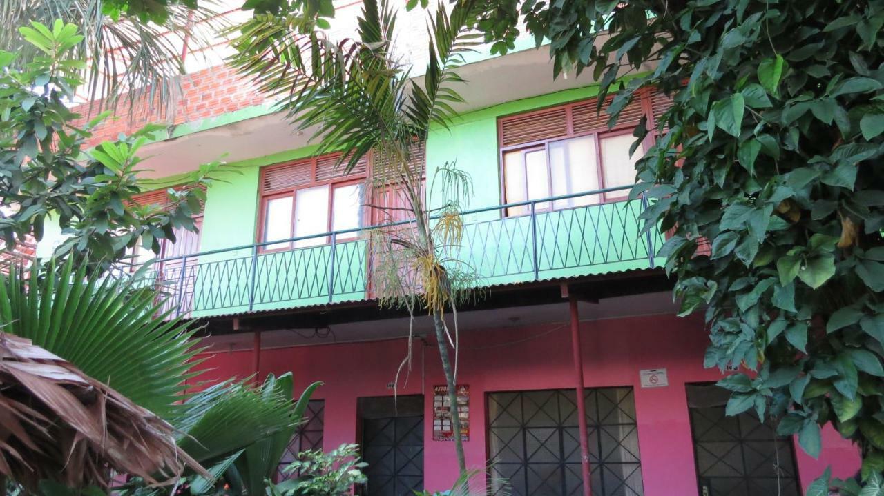 פוארטו מלדונדו Tambopata Hostel Bambu מראה חיצוני תמונה